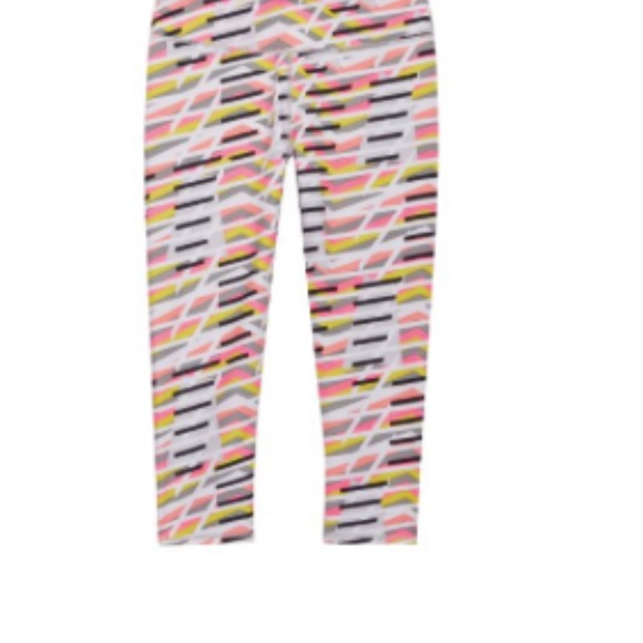 Fabletics Pants - Fabletics-Salar Capri-Large-NWT